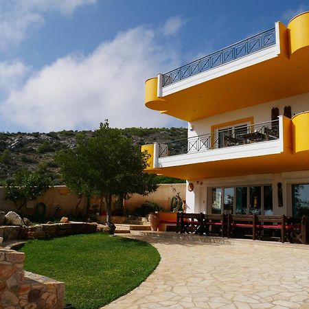 Bed and Breakfast Casa Di Luce Agia Marina  Zewnętrze zdjęcie