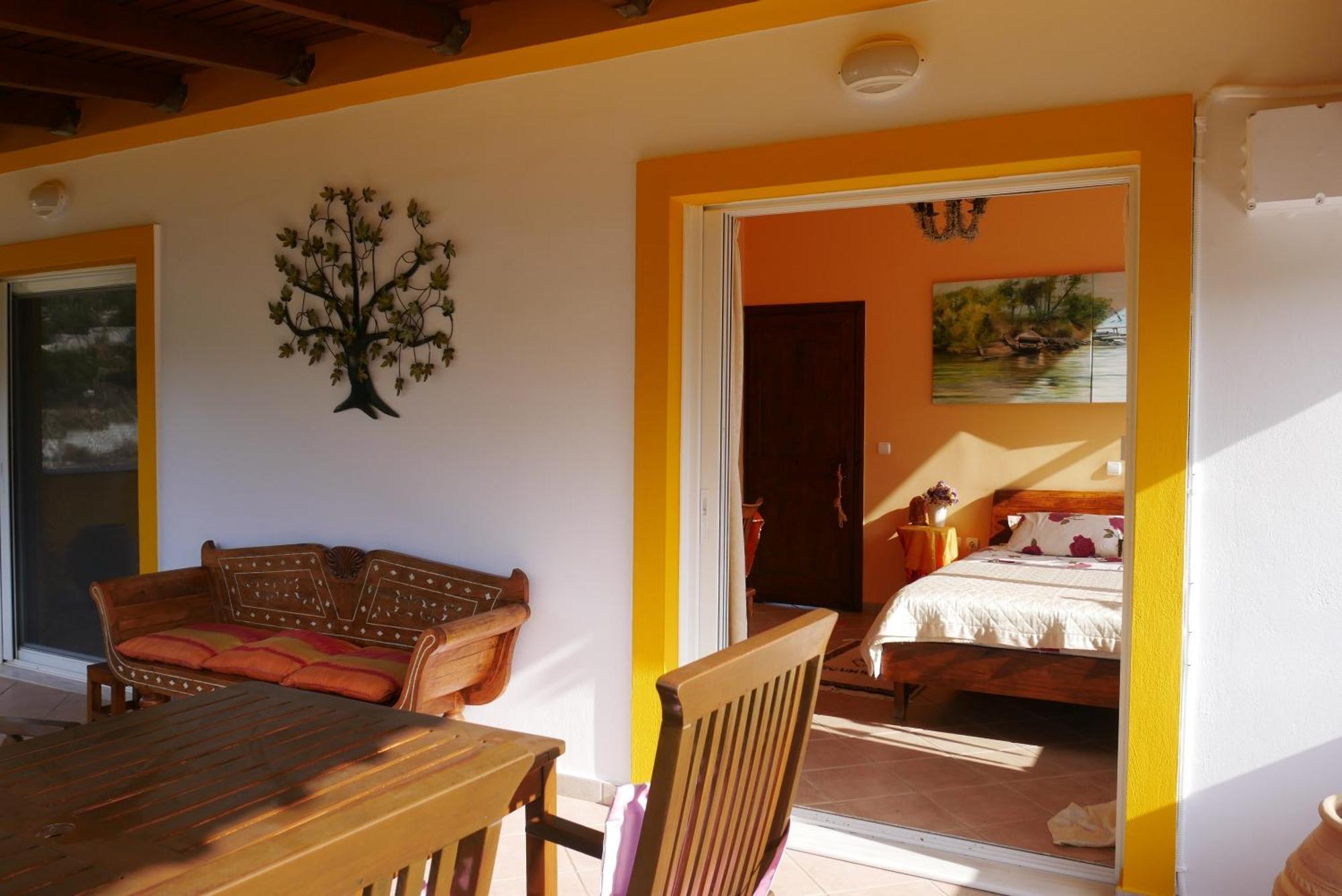 Bed and Breakfast Casa Di Luce Agia Marina  Zewnętrze zdjęcie