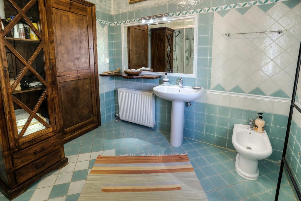 Bed and Breakfast Casa Di Luce Agia Marina  Zewnętrze zdjęcie
